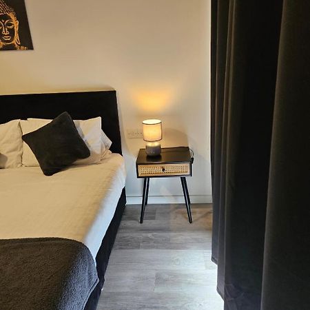 Liverpool Holiday Home Экстерьер фото