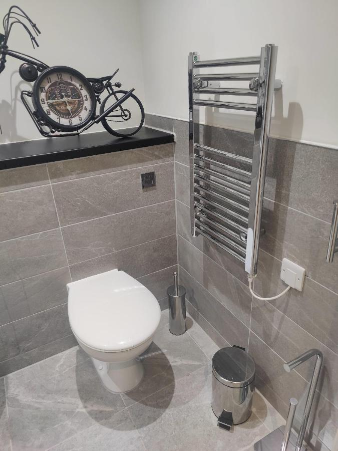 Liverpool Holiday Home Экстерьер фото