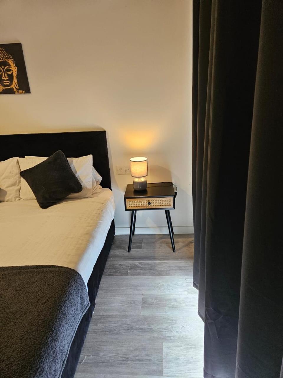 Liverpool Holiday Home Экстерьер фото